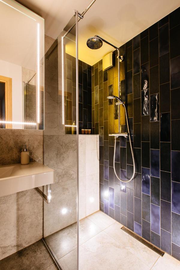 New Exclusive 2 Bedroom Apartment In Oldriga Exteriör bild