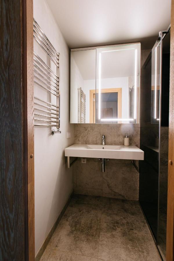 New Exclusive 2 Bedroom Apartment In Oldriga Exteriör bild